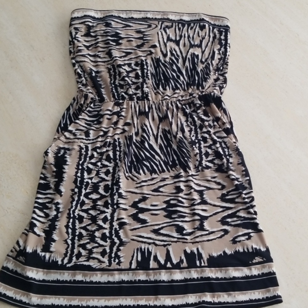 BCBG MAXAZRIA STRAPLESS MINI DRESS